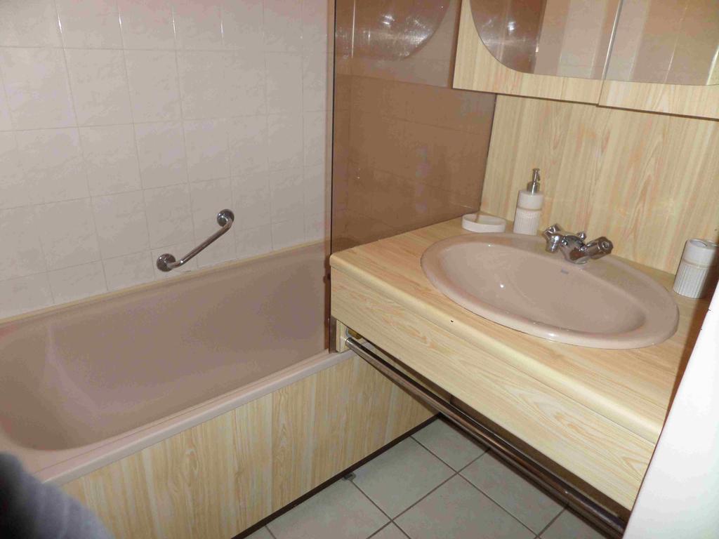 Appartements Les Balcons Du Soleil Font-Romeu-Odeillo-Via Δωμάτιο φωτογραφία